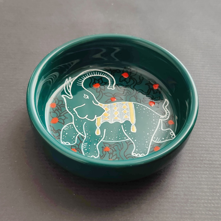 Decorative ceramic small bowl "Elephant" from the "The Chase" series